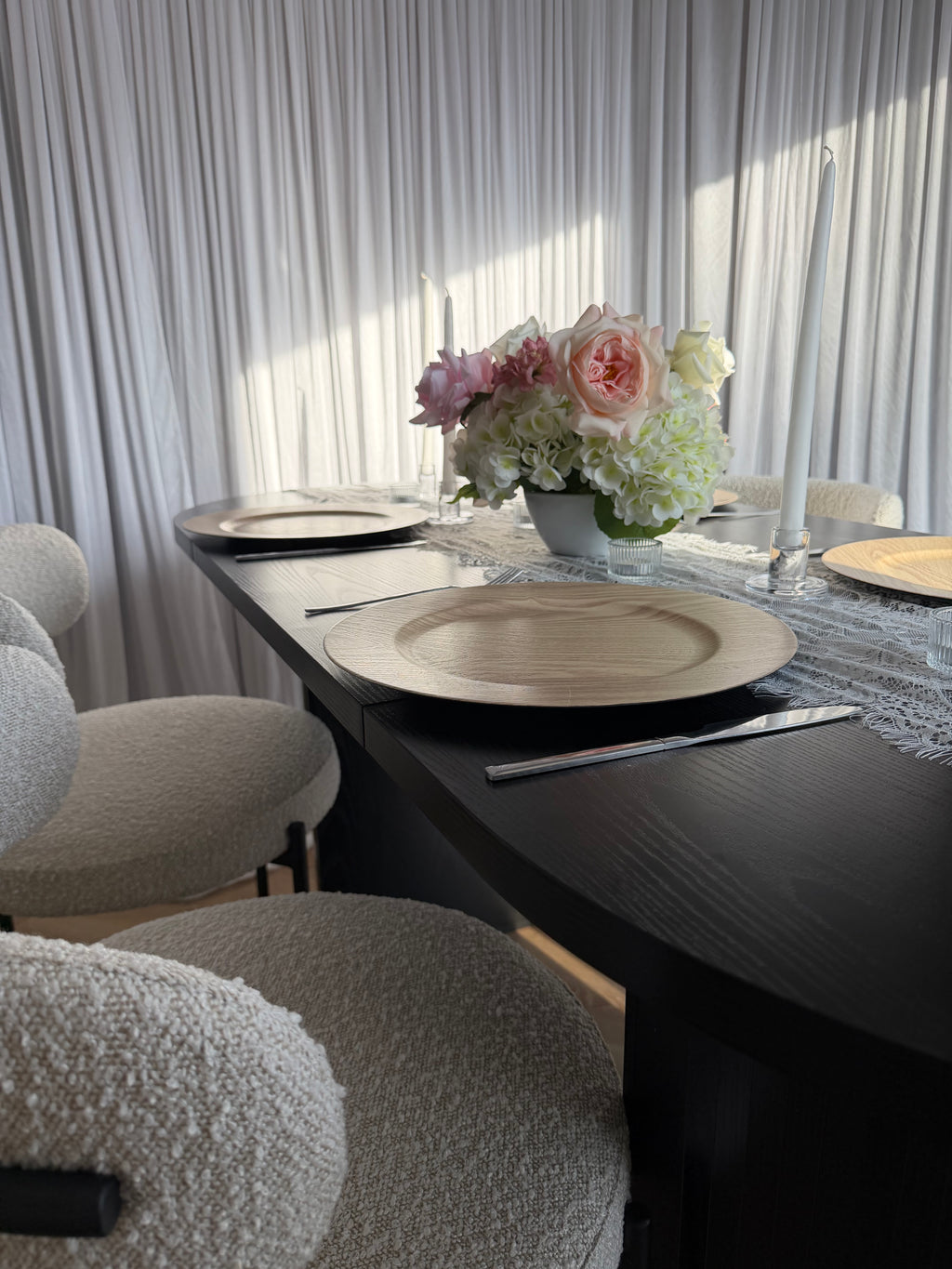 Kiana Table Arrangement